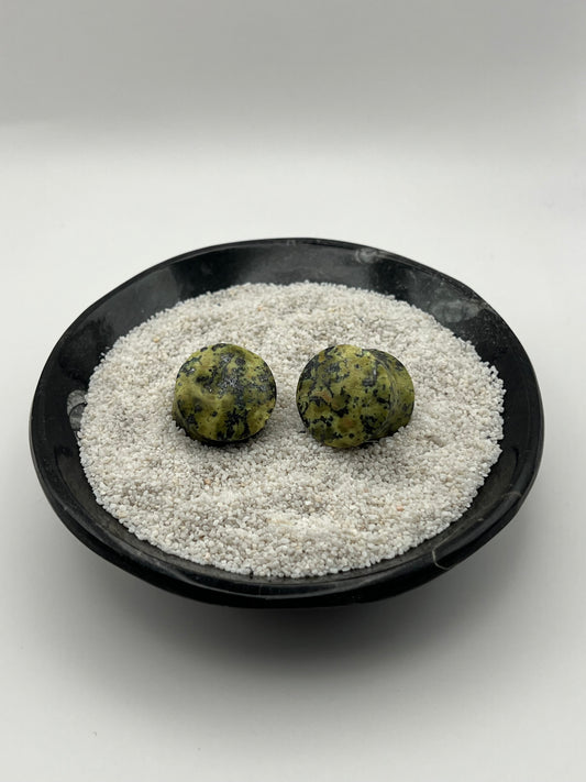 11/16 double flare stone plugs