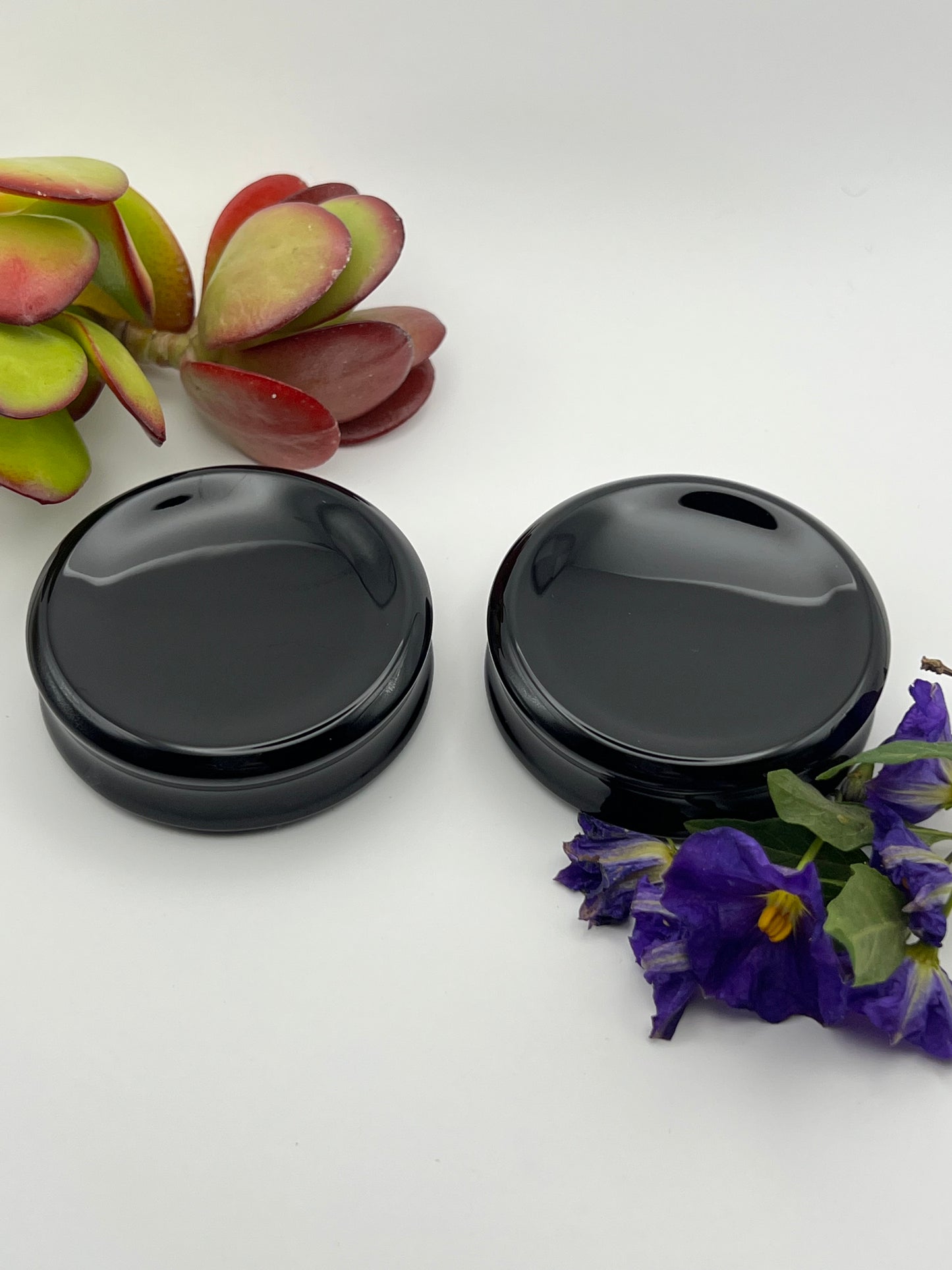 2 inch double flare stone plugs