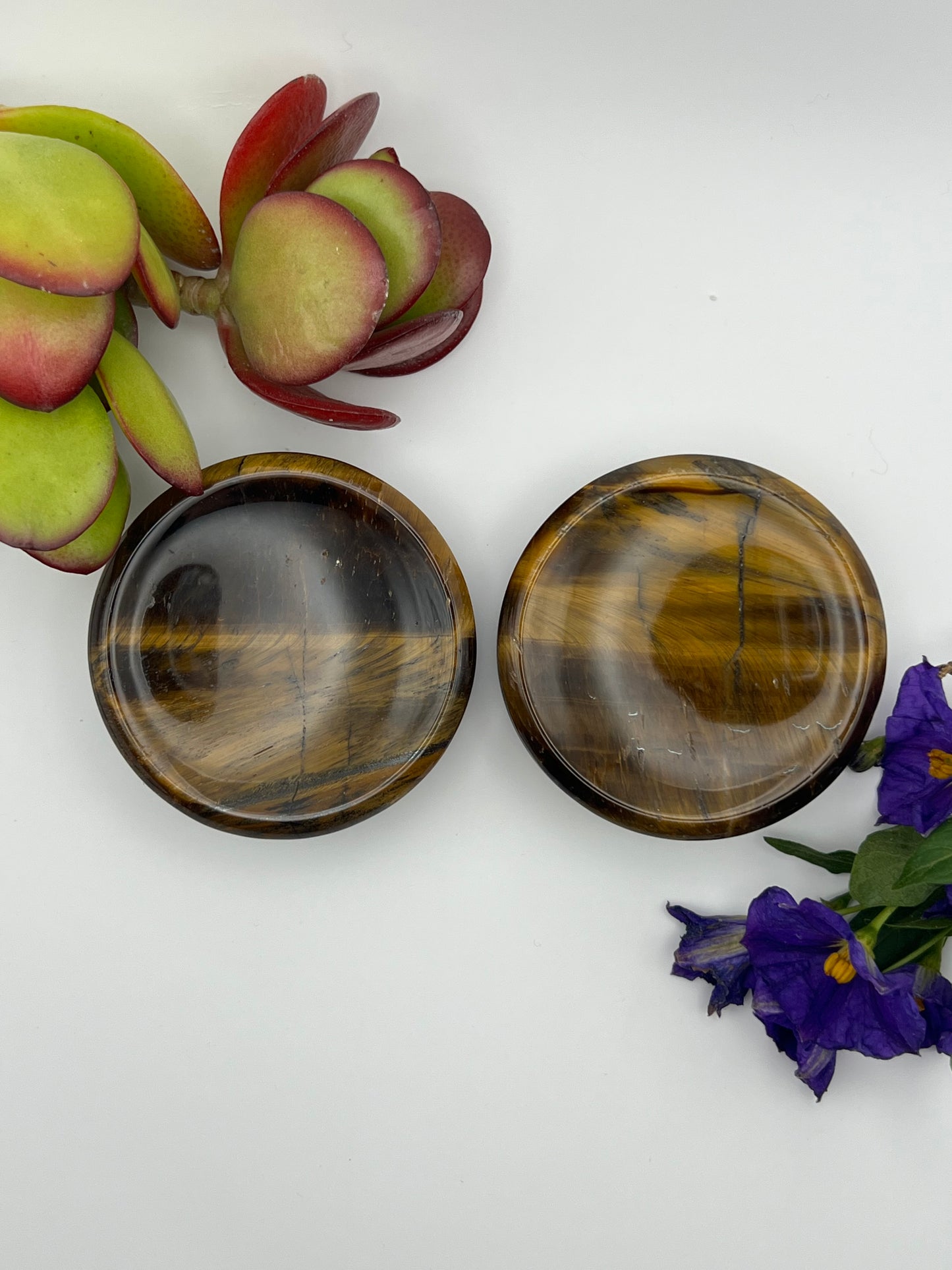 2 inch double flare stone plugs