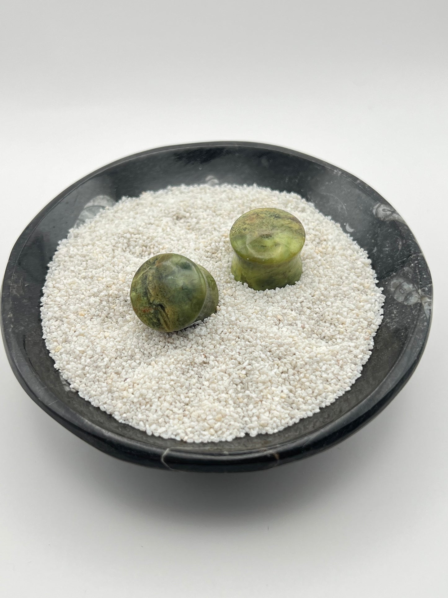 5/8 double flare stone plugs