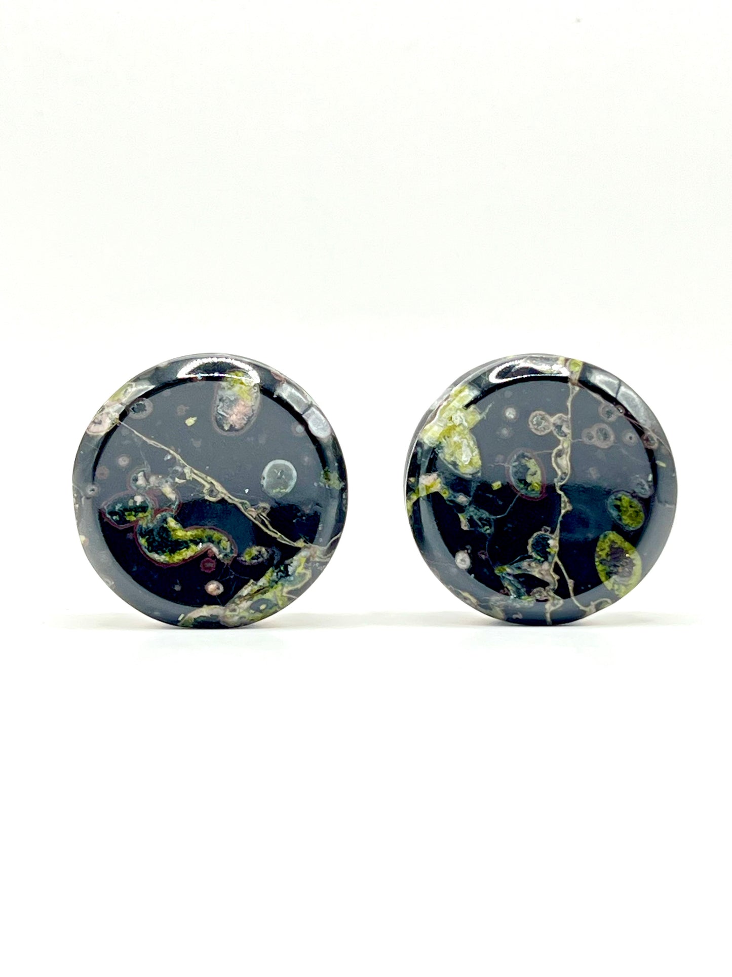 1 1/8” Double Flare Stone Plugs